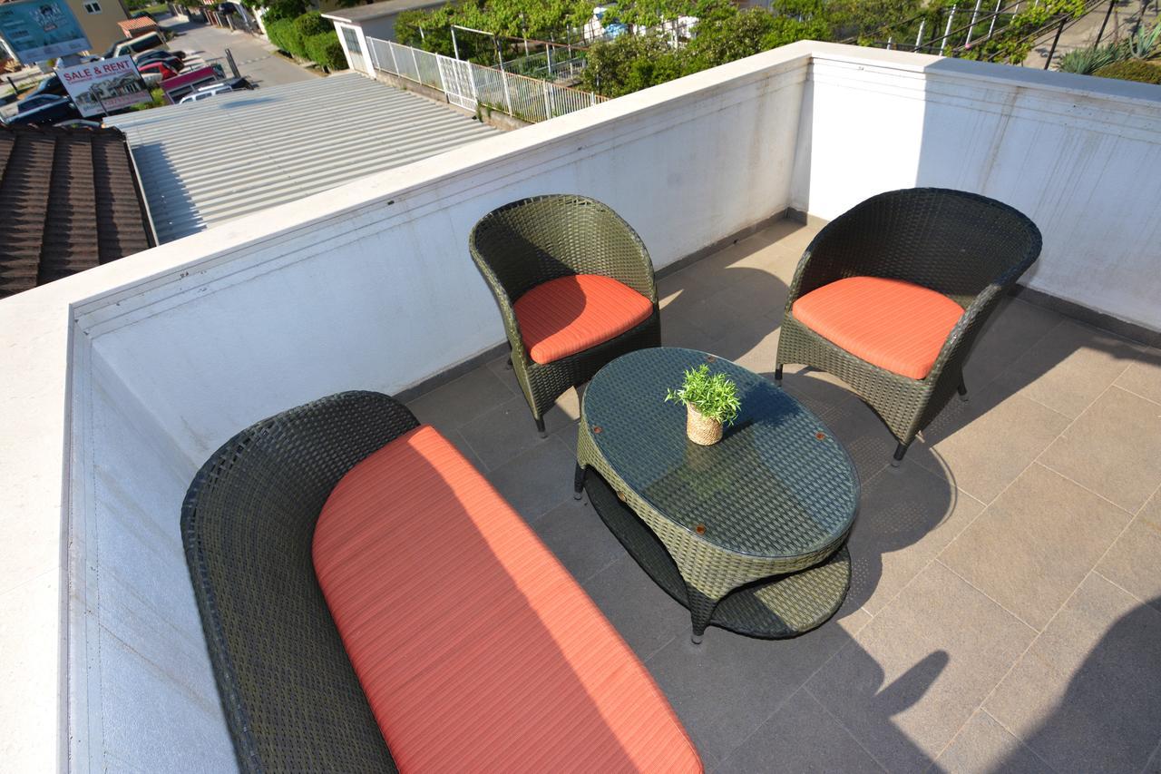 Tropicoco Apartments Tivat Exterior foto